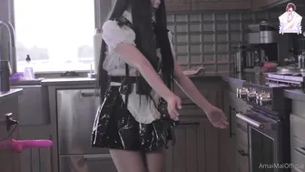 Amaimai Tit Jobs Her Dildo