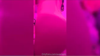 Ava Reyes Shows Of Her Pussy