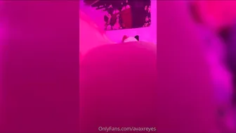 Ava Reyes Shows Of Her Pussy
