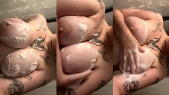 Norwegian Vikkzy Washes Her Titties
