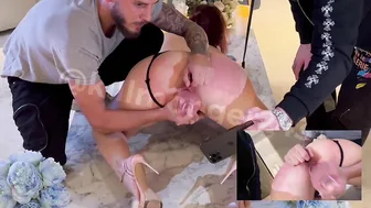 Carla Vyxx Gets Filled With Her Toys