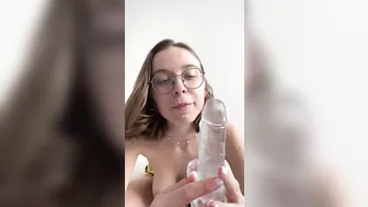 Yourina Gives A JOI While On Dildo