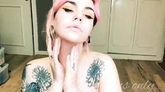 Eveowl Dildo Blowjob